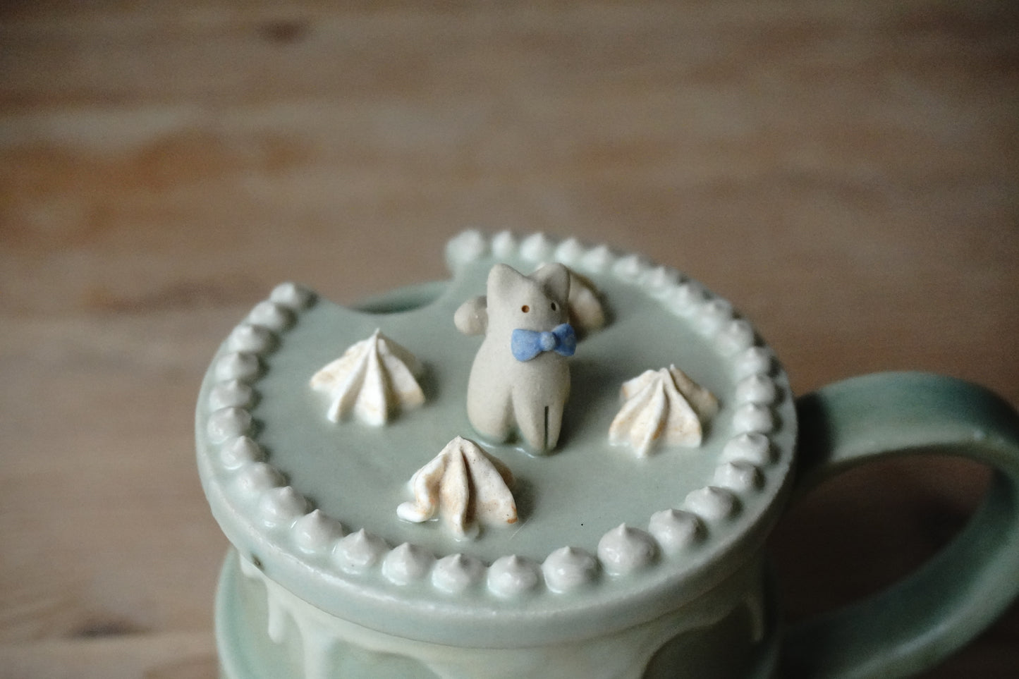 Lidded Cup - Peppermint Blue Bow Cat