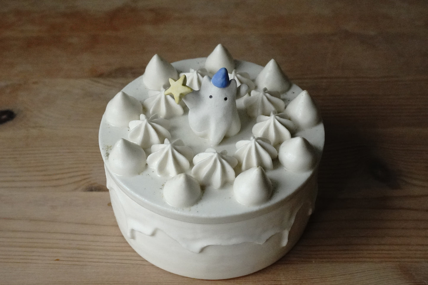 Cake Lidded Box