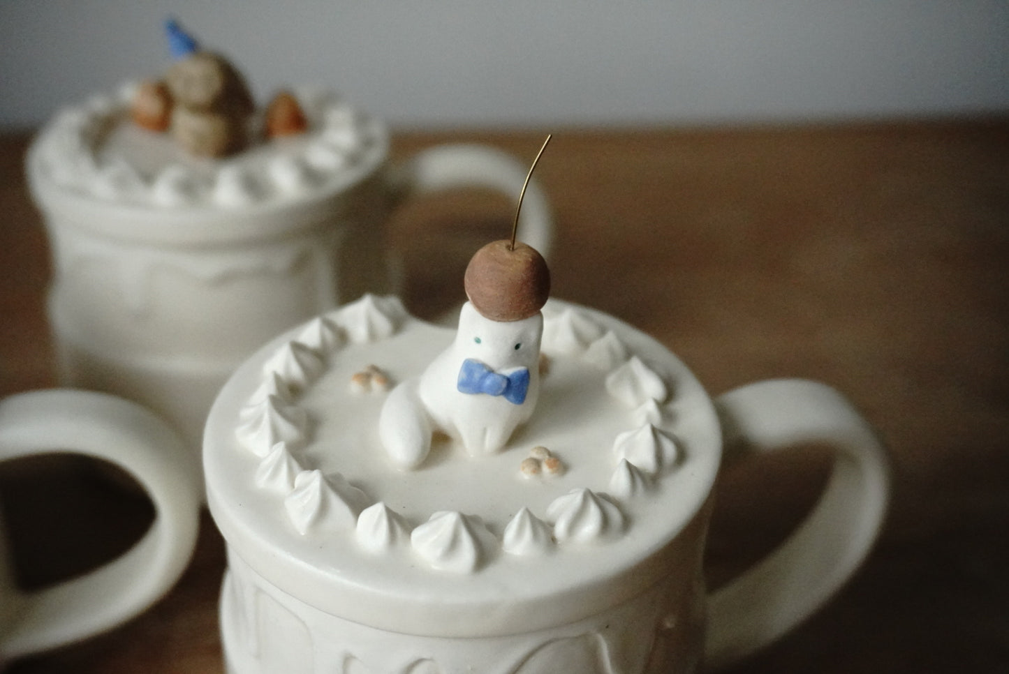 Lidded Cup - Creamy Vanilla Cat